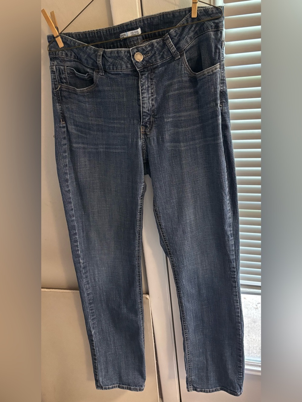 Lee Riders Size 18 Mid Rise Straight Leg Jeans